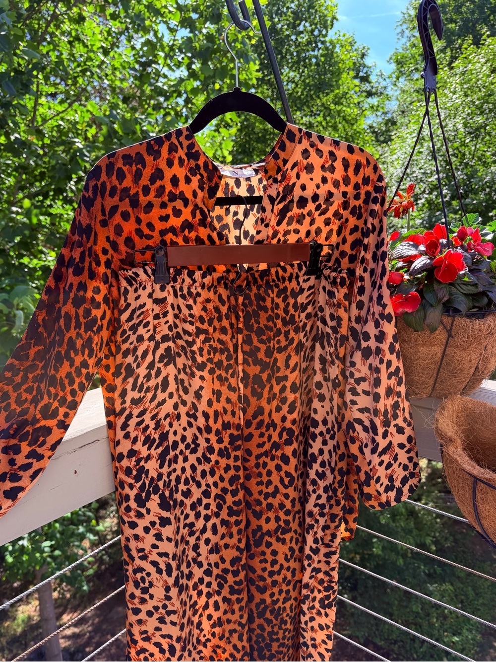 NATORI Animal Leopard Cheetah 2 Piece Pajama Loungewear Set Black Brown Medium